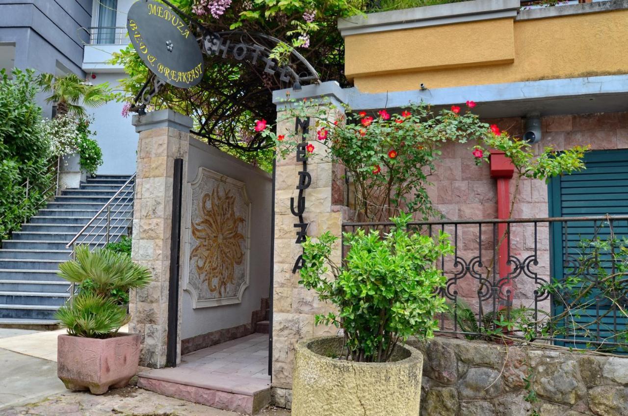 Hotel Meduza Bečići Exterior photo